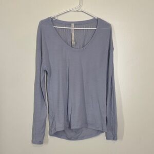 Lululemon Women's Light Blue - Lavender Long Sleeve Athletic Top Size 6 EUC